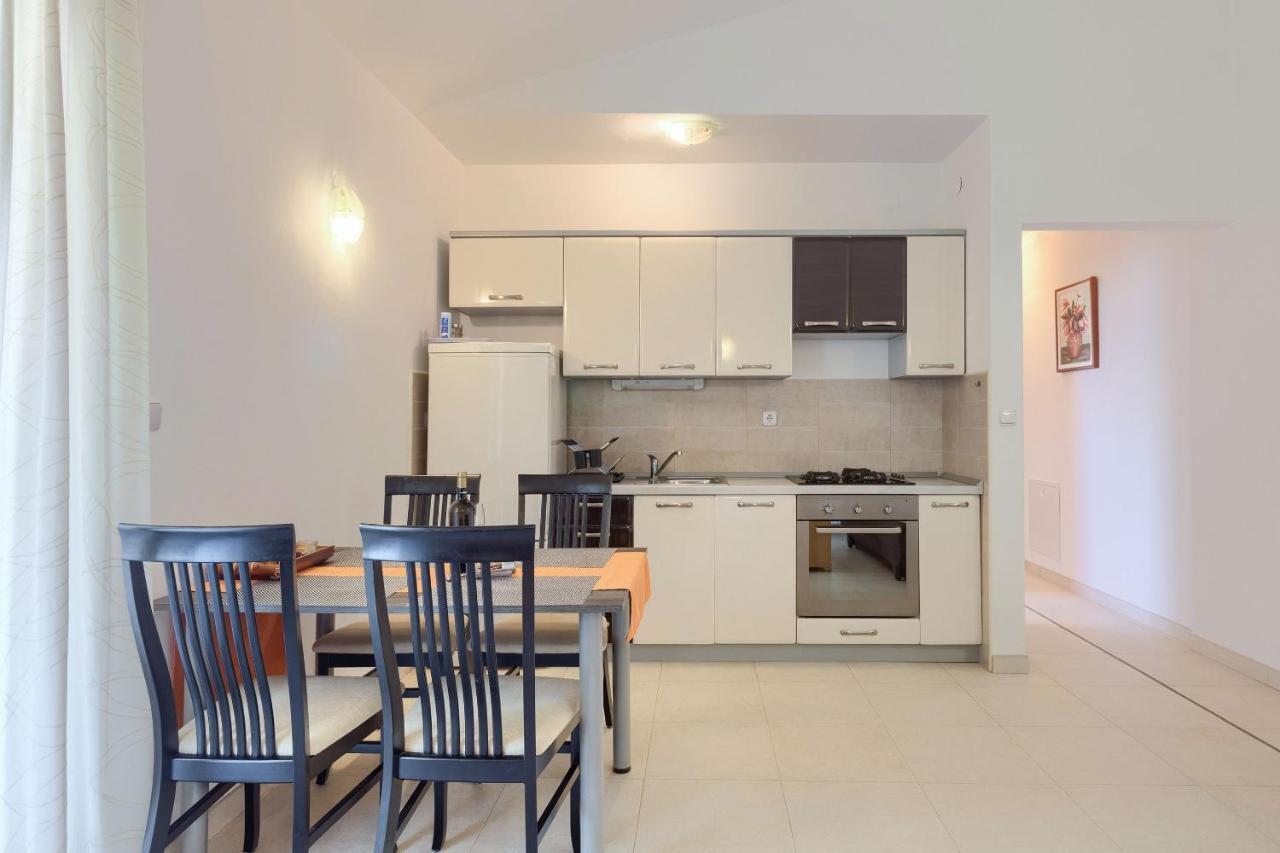 Apartments Boris Фажана Екстер'єр фото