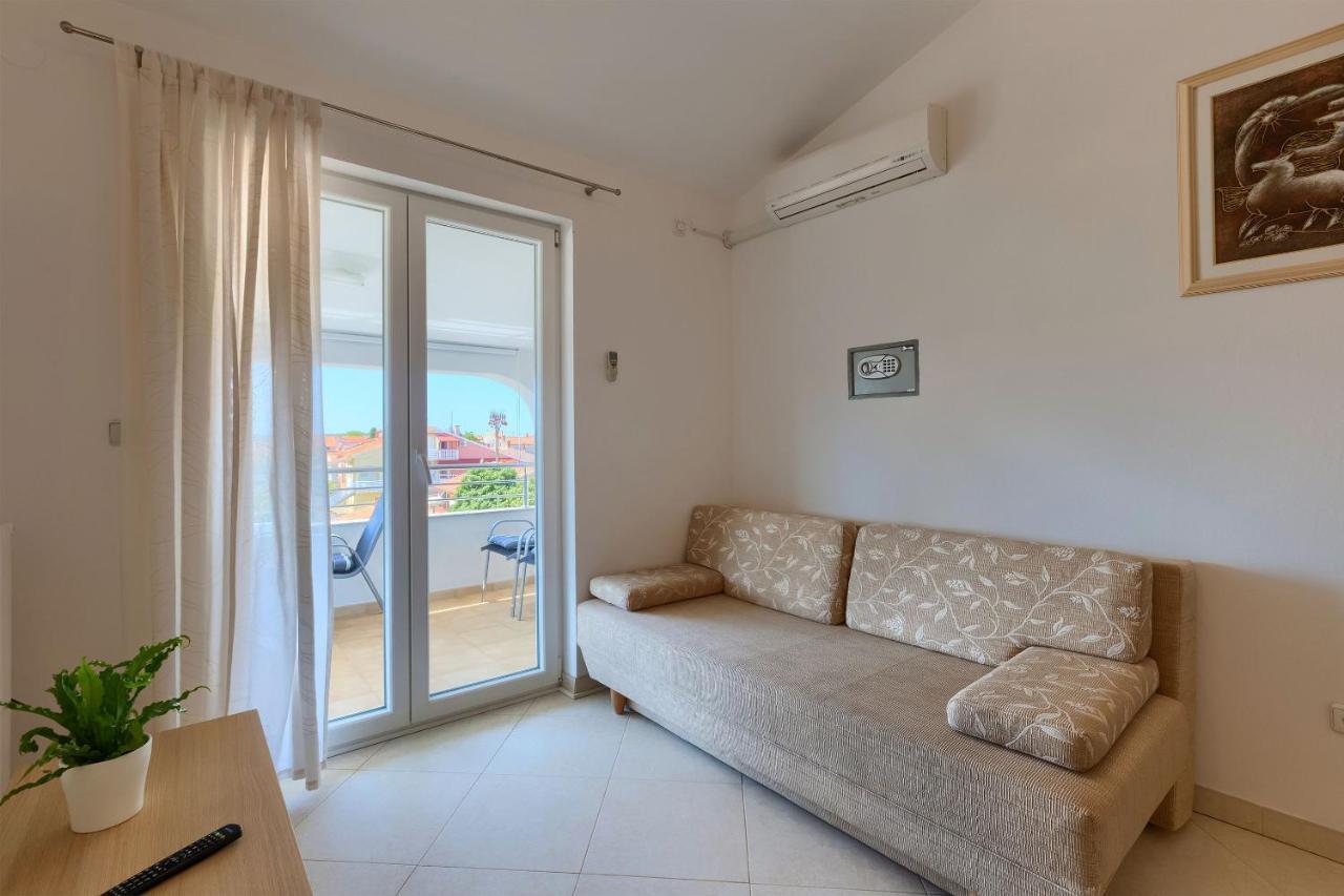 Apartments Boris Фажана Екстер'єр фото