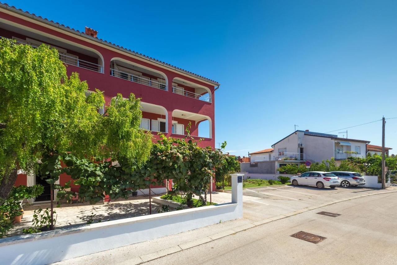 Apartments Boris Фажана Екстер'єр фото