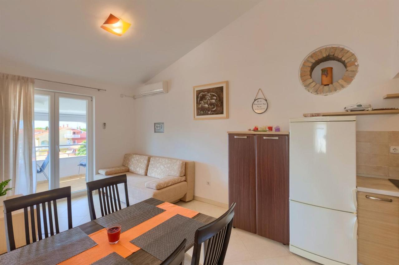 Apartments Boris Фажана Екстер'єр фото